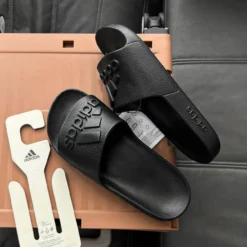 Claquettes Adilette Aqua Noir