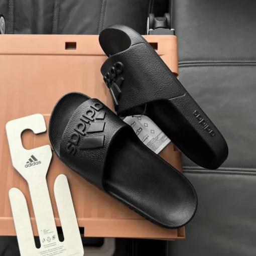 Claquettes Adilette Aqua Noir